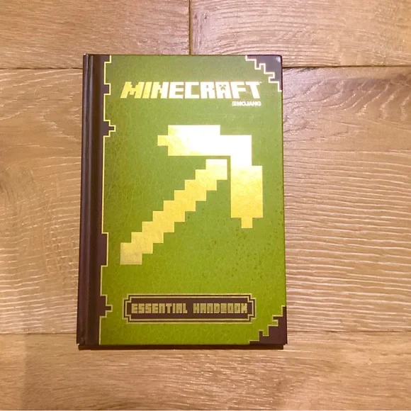 Minecraft Essential Handbooks Series - Picture 9 of 14